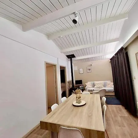 Village De D'oignies Σαλέ *