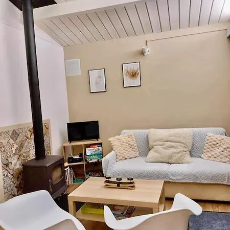 Village De D'oignies Σαλέ